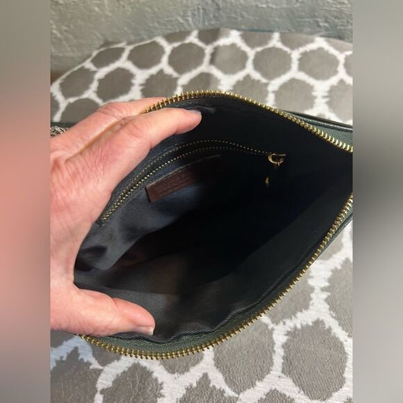 Green Croc-Embossed shoulder/ crossbody Made in Italy Divina Firenze Women's Bag - Picture 10 of 16